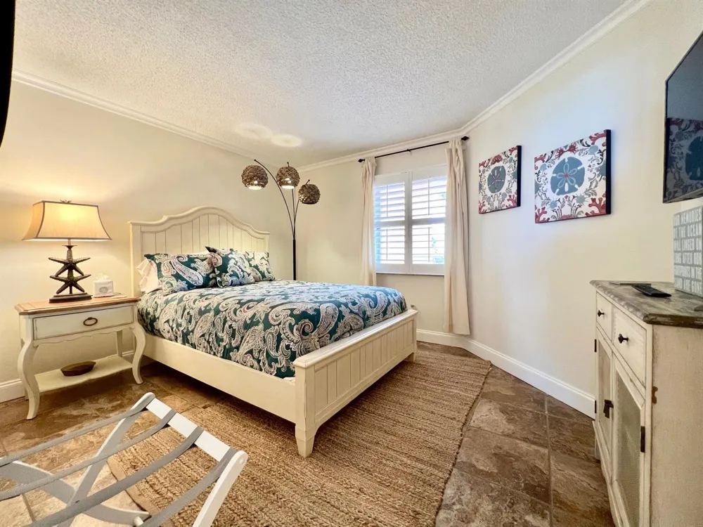 3870 Highway A1a #304 Hutchinson Island, FL 34949