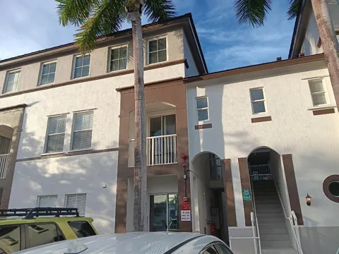 4321 SW 160th Avenue #203