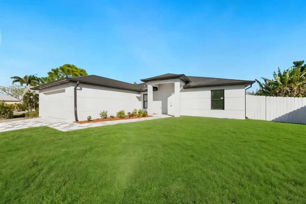 1213 NW 22nd Place Cape Coral, FL 33993