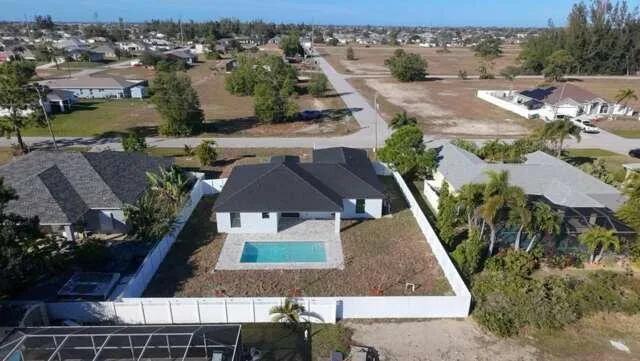 1213 NW 22nd Place Cape Coral, FL 33993