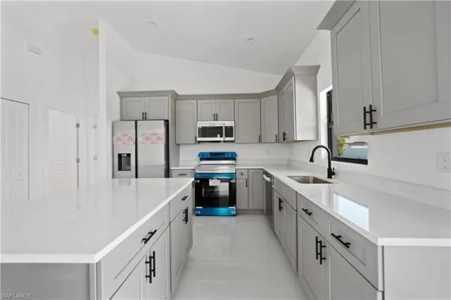 1213 NW 22nd Place Cape Coral, FL 33993