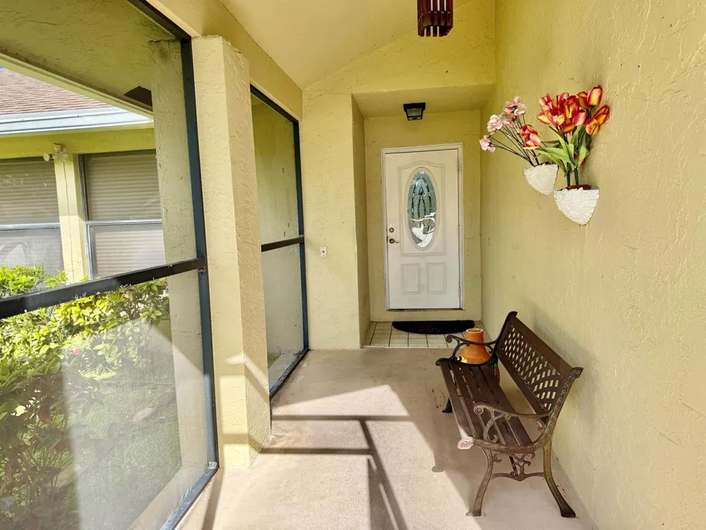 10633 Greenbriar Court Boca Raton, FL 33498