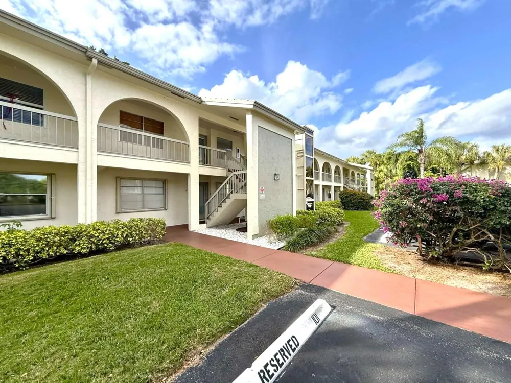 2702 Nassau Bend #C2 Coconut Creek, FL 33066