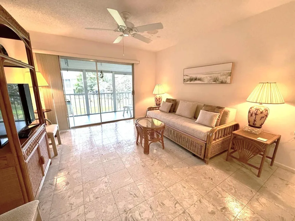 2702 Nassau Bend #C2 Coconut Creek, FL 33066