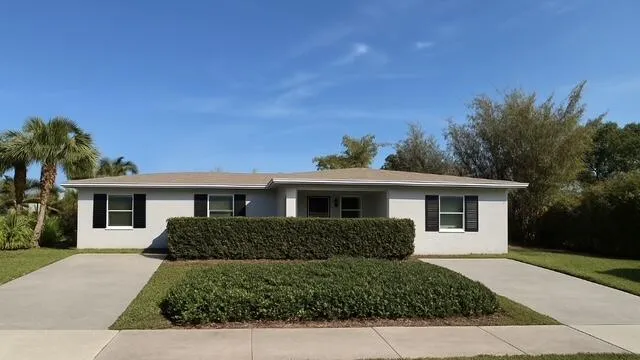 524 Eastwind Drive #524 North Palm Beach, FL 33408