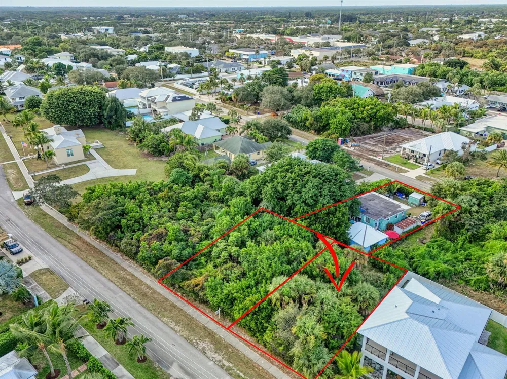 9156 SE Mars Street Hobe Sound, FL 33455