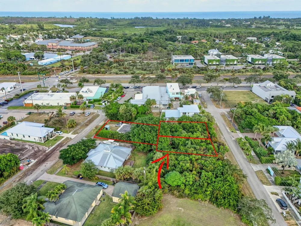 9156 SE Mars Street Hobe Sound, FL 33455