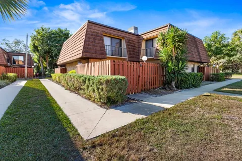 1402 Nebraska Avenue #13