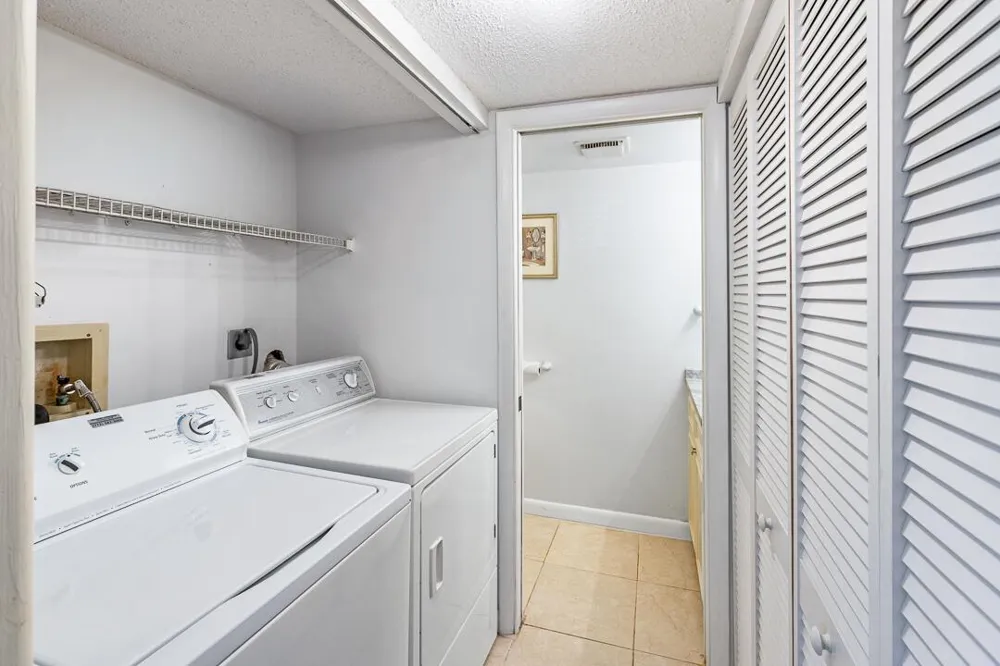 1402 Nebraska Avenue #13 Fort Pierce, FL 34950