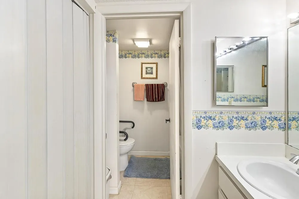 1402 Nebraska Avenue #13 Fort Pierce, FL 34950