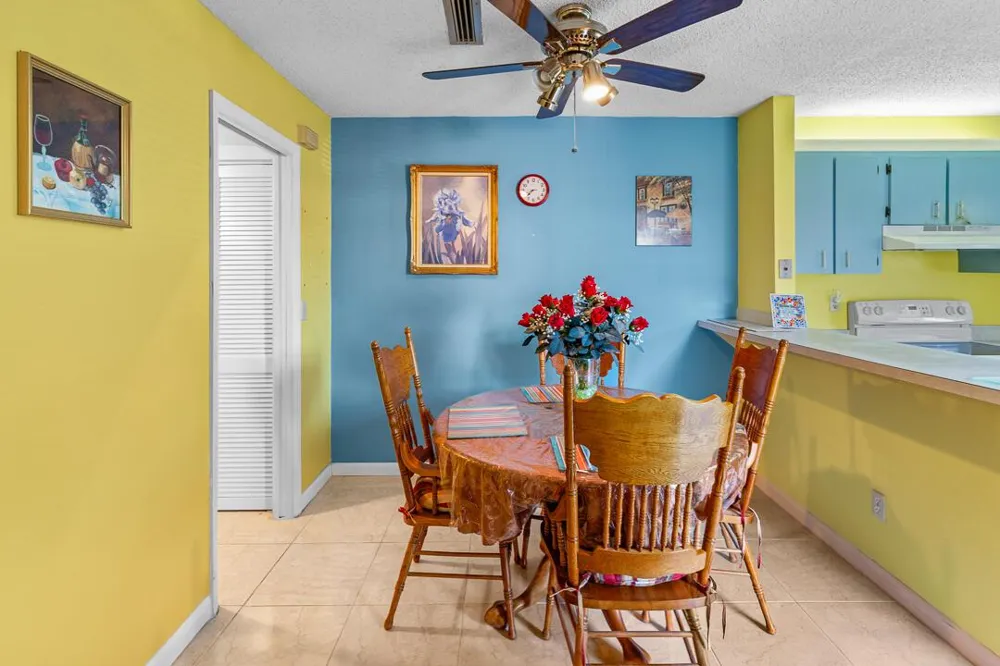 1402 Nebraska Avenue #13 Fort Pierce, FL 34950