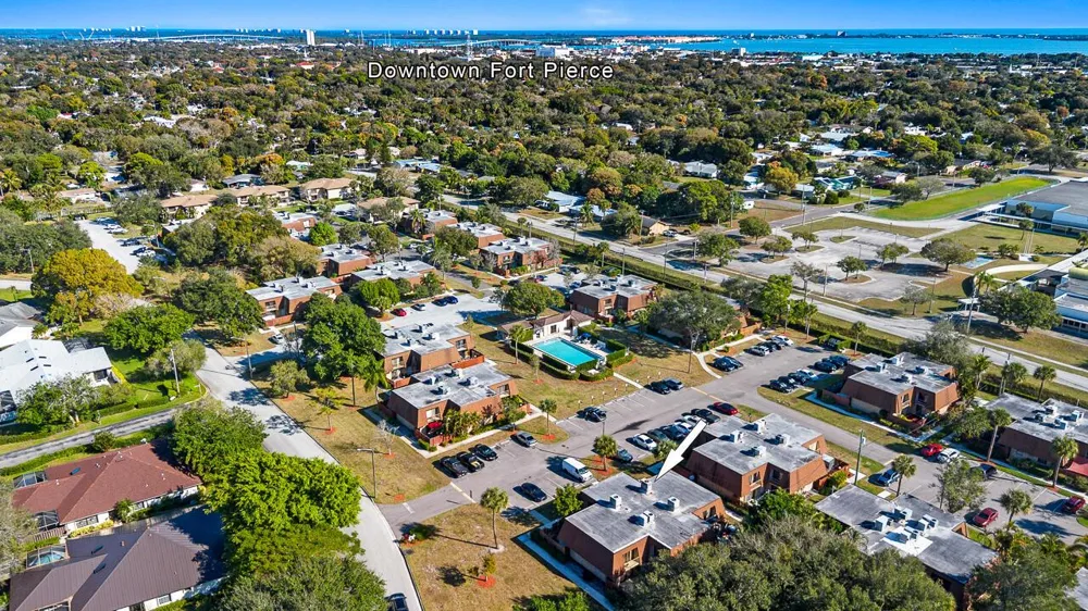 1402 Nebraska Avenue #13 Fort Pierce, FL 34950