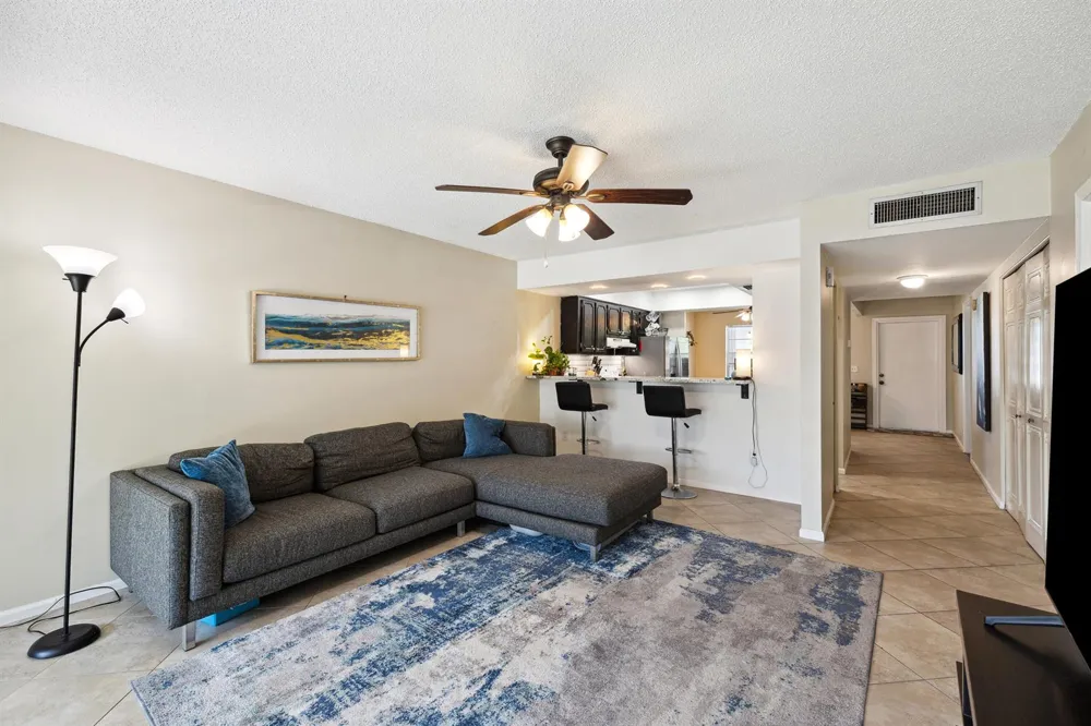 3075 E Gardens East Drive #32 Palm Beach Gardens, FL 33410