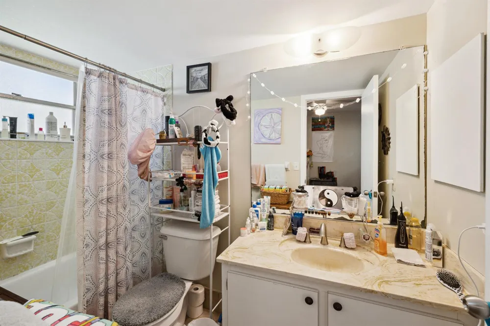 3075 E Gardens East Drive #32 Palm Beach Gardens, FL 33410
