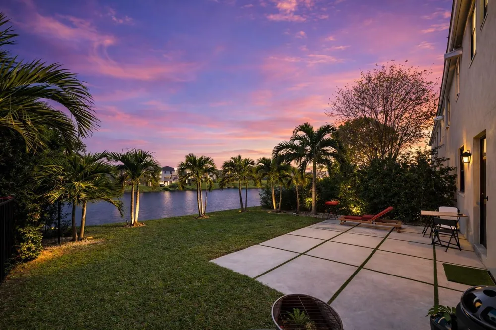 631 NE 191st Terrace Miami, FL 33179