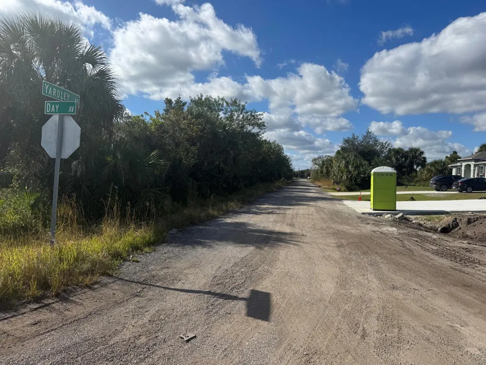 Yardley Street SW Palm Bay, FL 32908