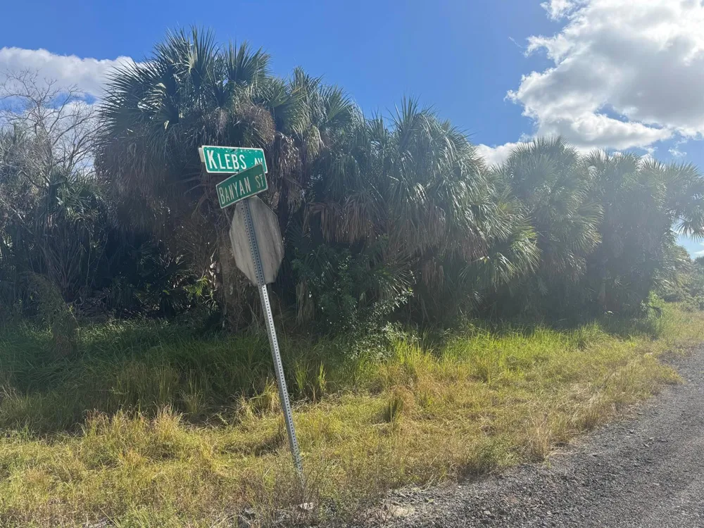 Yardley Street SW Palm Bay, FL 32908