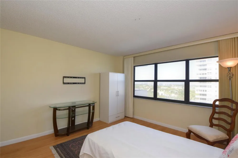 5100 Ocean Boulevard #1004 Lauderdale By The Sea, FL 33308