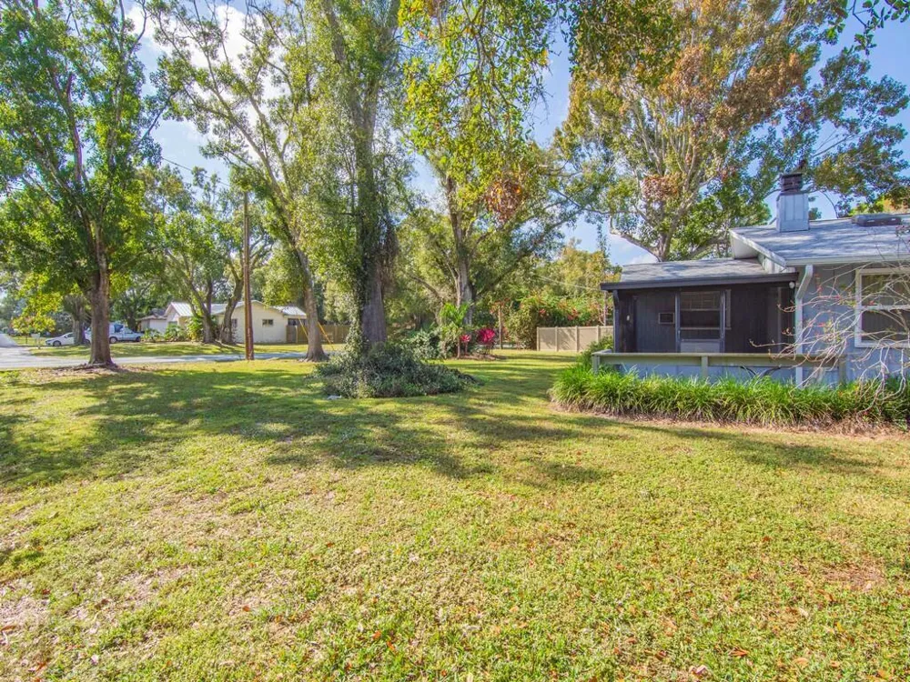 3105 Atlantic Boulevard Vero Beach, FL 32960