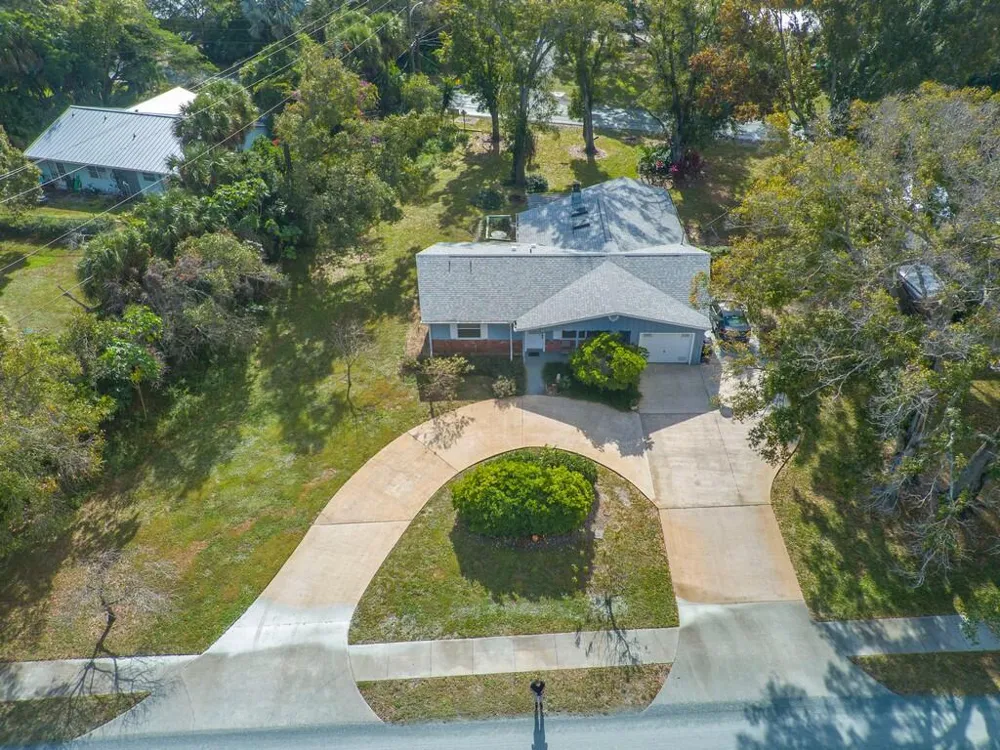 3105 Atlantic Boulevard Vero Beach, FL 32960