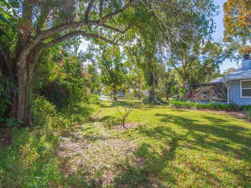 3105 Atlantic Boulevard Vero Beach, FL 32960
