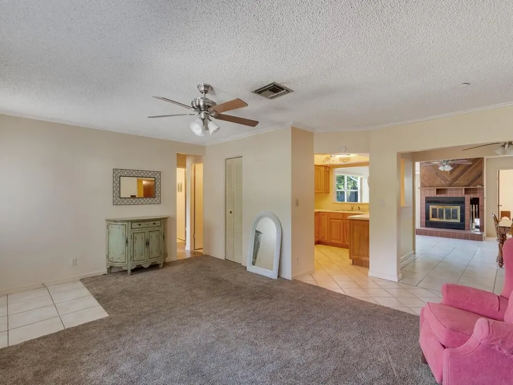 3105 Atlantic Boulevard Vero Beach, FL 32960