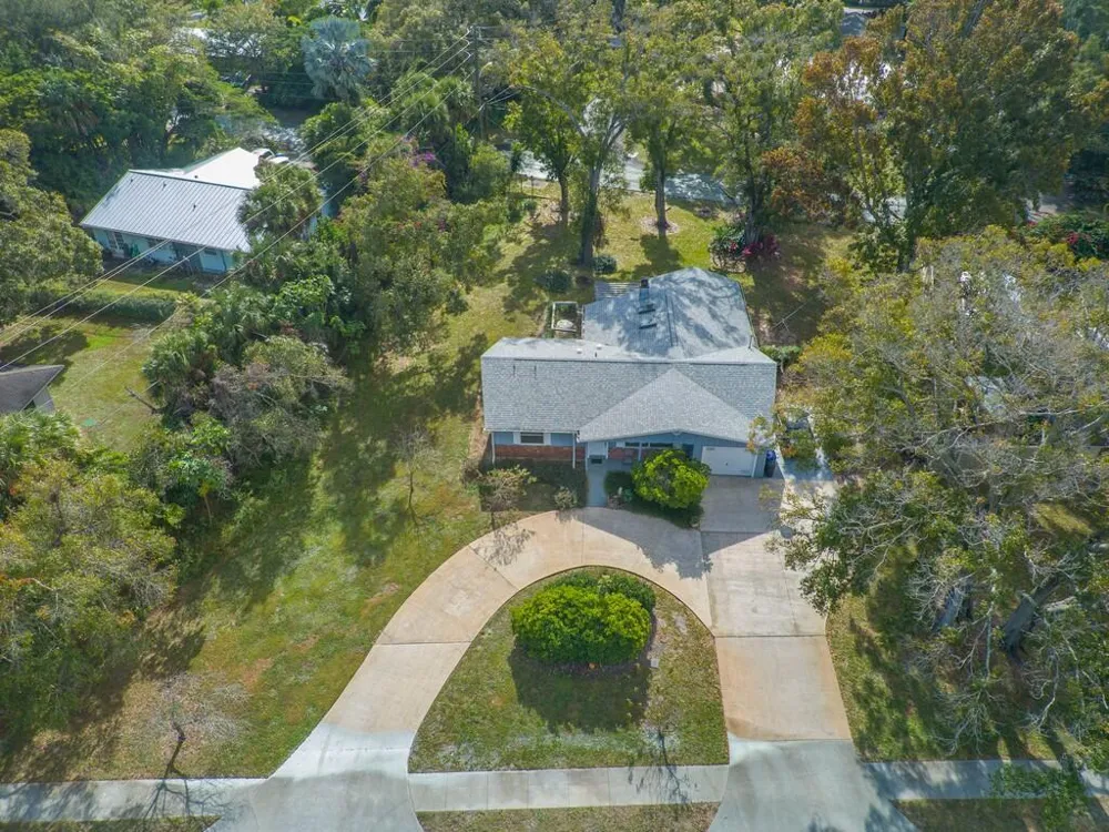 3105 Atlantic Boulevard Vero Beach, FL 32960