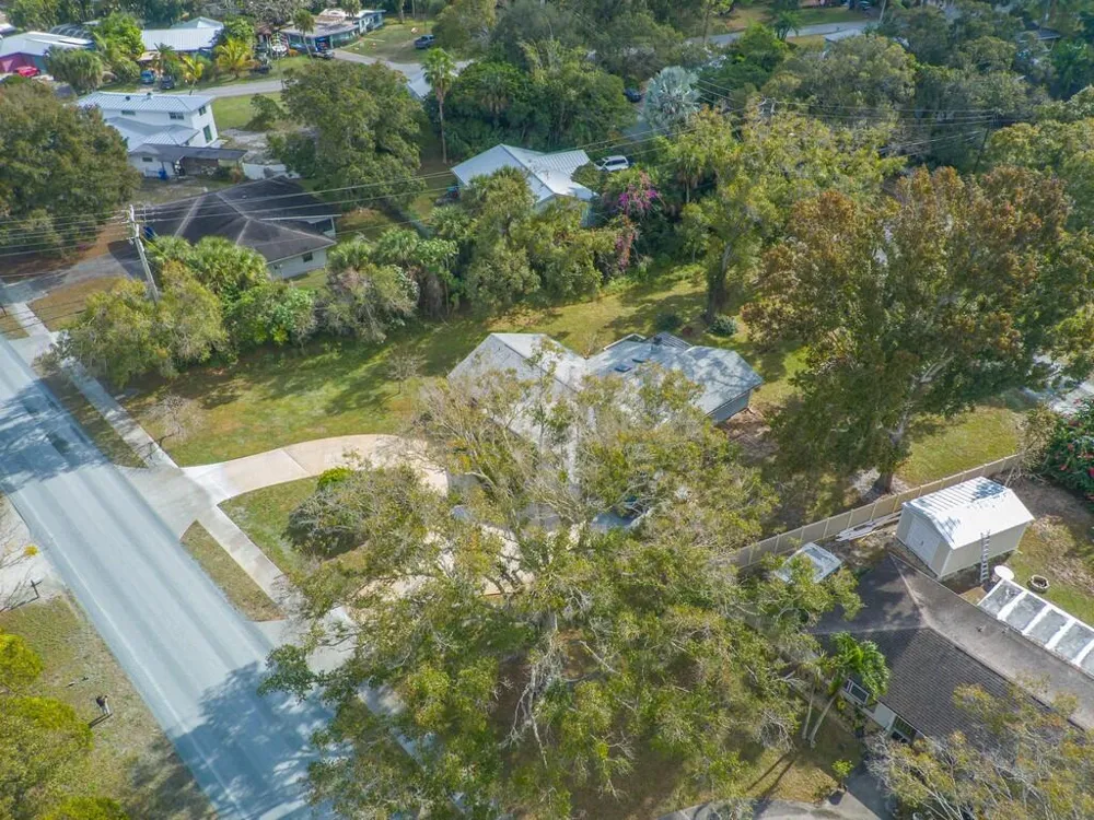3105 Atlantic Boulevard Vero Beach, FL 32960