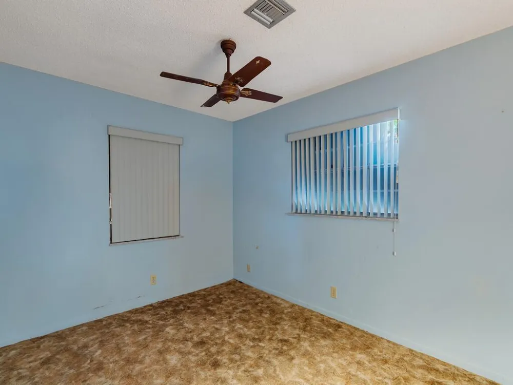 3105 Atlantic Boulevard Vero Beach, FL 32960