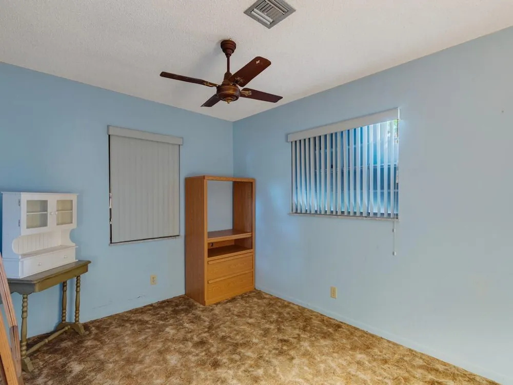 3105 Atlantic Boulevard Vero Beach, FL 32960