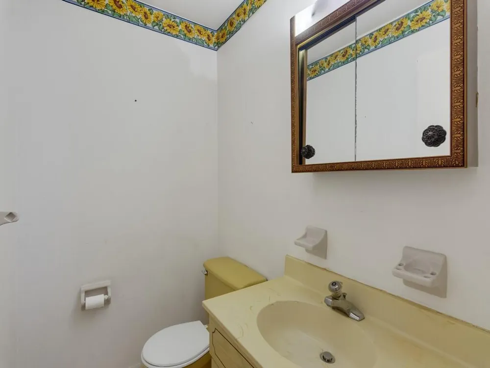 3105 Atlantic Boulevard Vero Beach, FL 32960