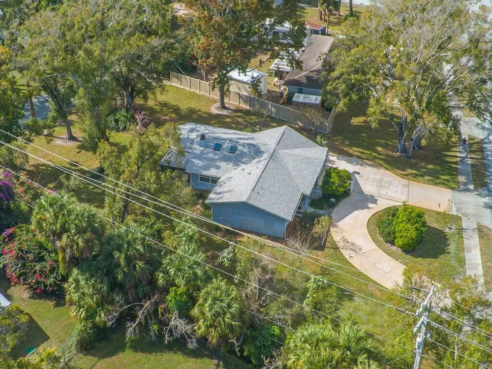 3105 Atlantic Boulevard Vero Beach, FL 32960