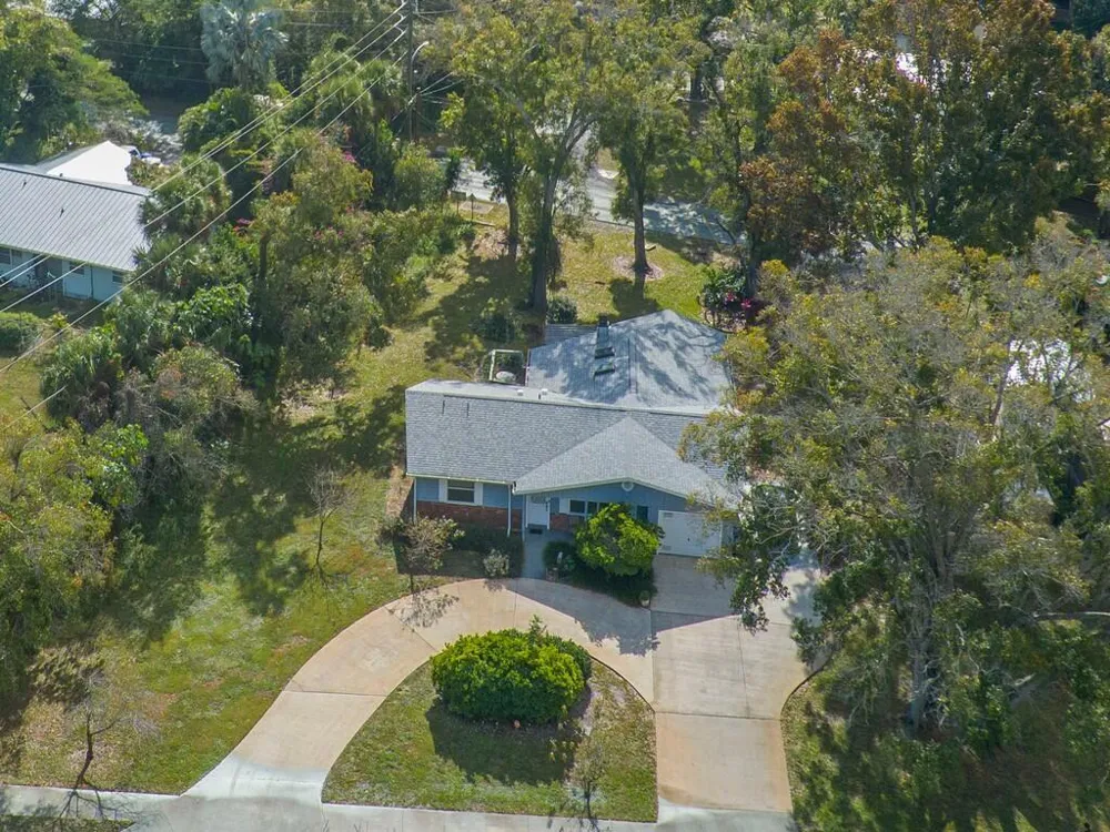 3105 Atlantic Boulevard Vero Beach, FL 32960