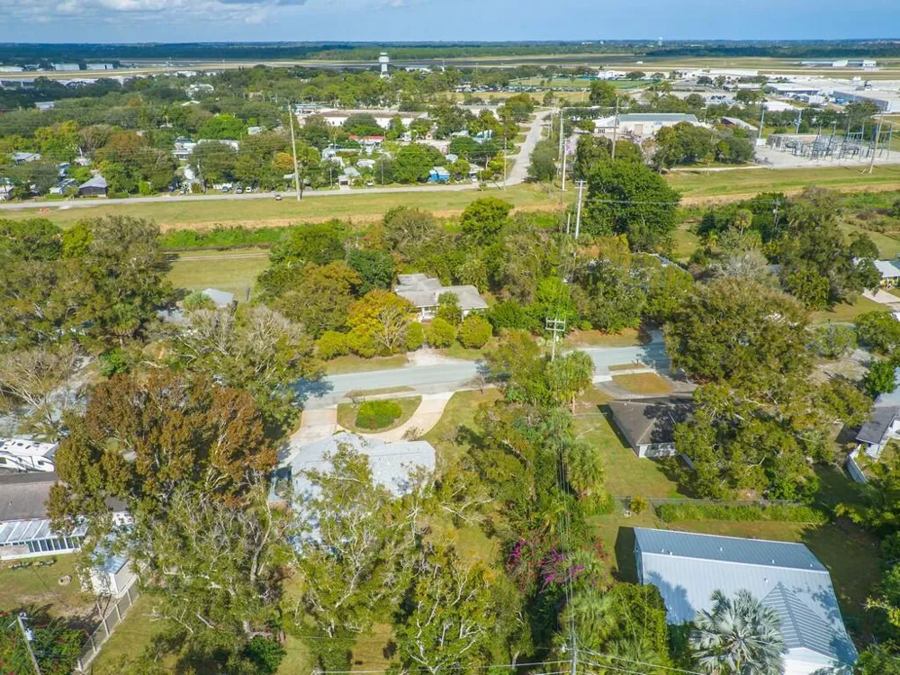 3105 Atlantic Boulevard Vero Beach, FL 32960
