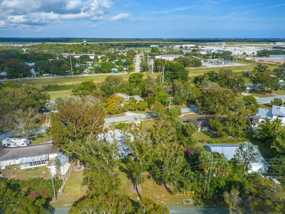 3105 Atlantic Boulevard Vero Beach, FL 32960