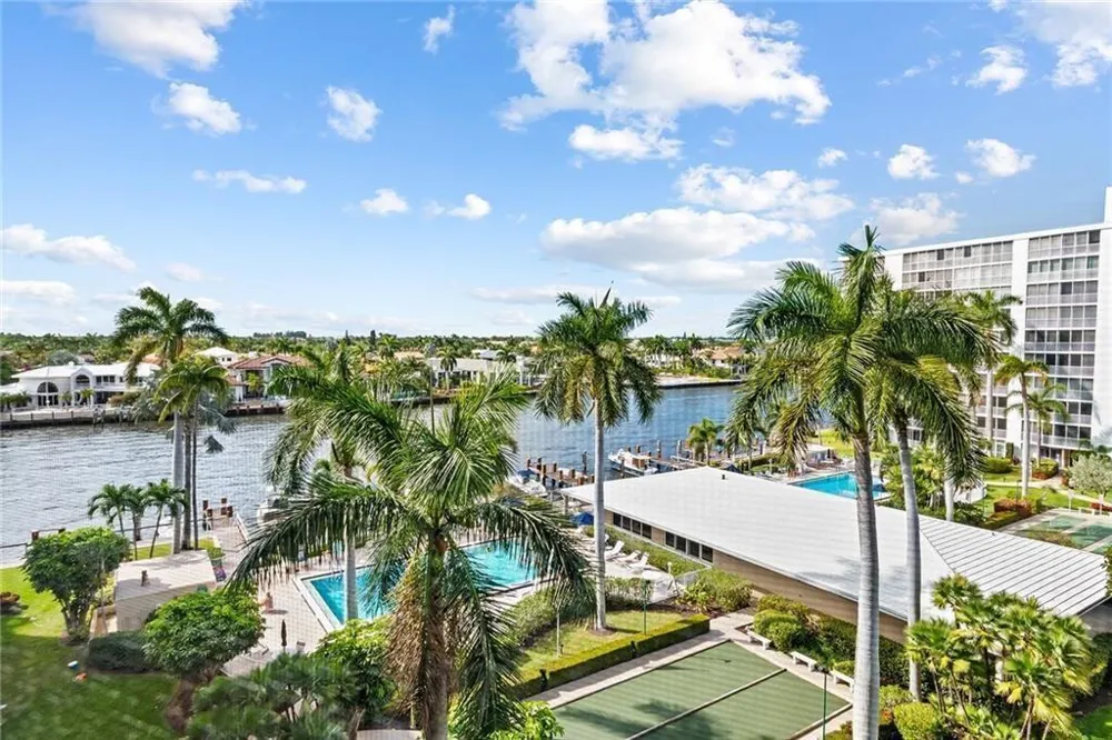 3300 S Ocean Boulevard #621c Highland Beach, FL 33487
