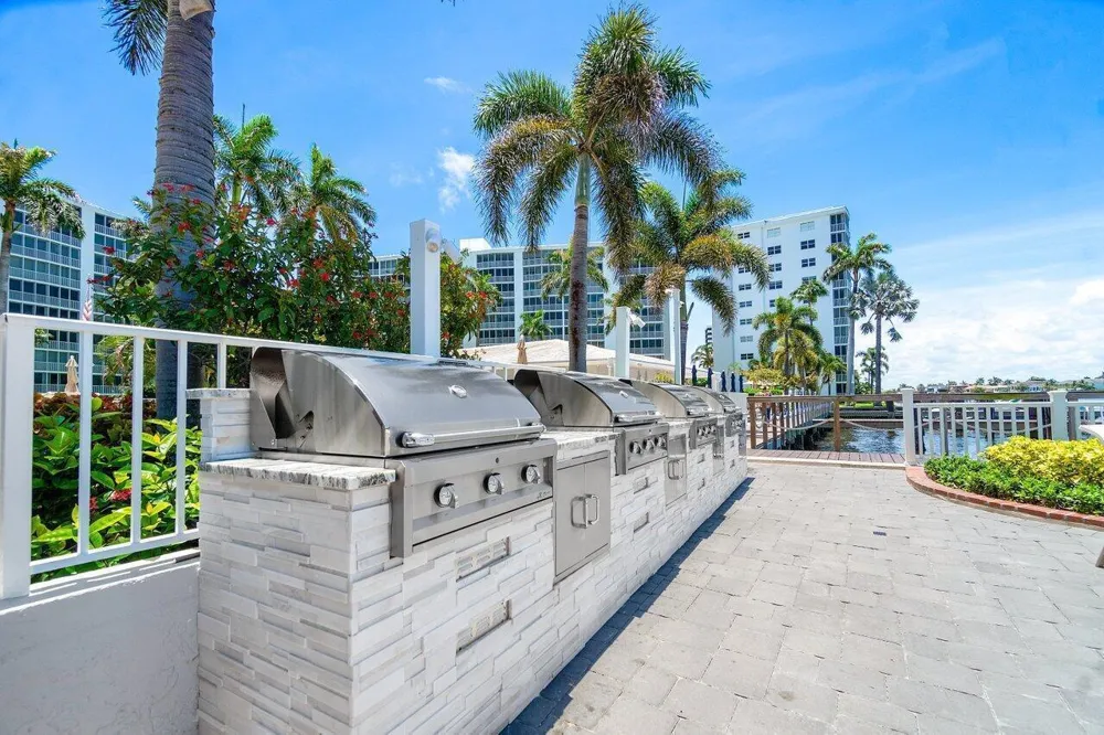 3300 S Ocean Boulevard #621c Highland Beach, FL 33487