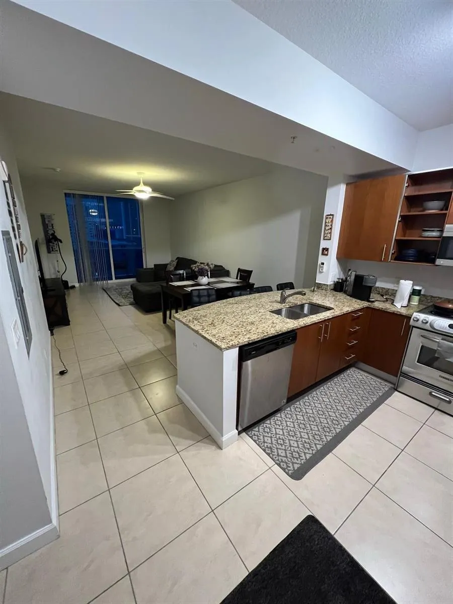 1945 S Ocean Drive #910 Hallandale Beach, FL 33009