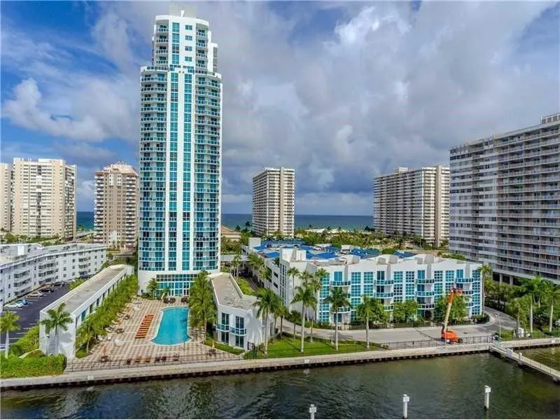 1945 S Ocean Drive #910 Hallandale Beach, FL 33009
