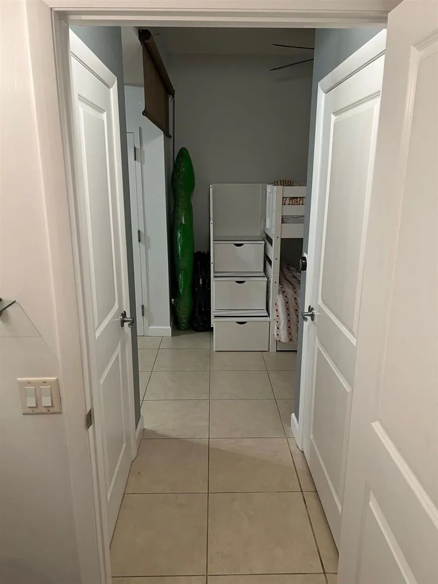 1945 S Ocean Drive #910 Hallandale Beach, FL 33009