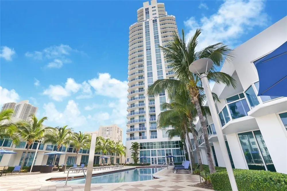 1945 S Ocean Drive #910 Hallandale Beach, FL 33009