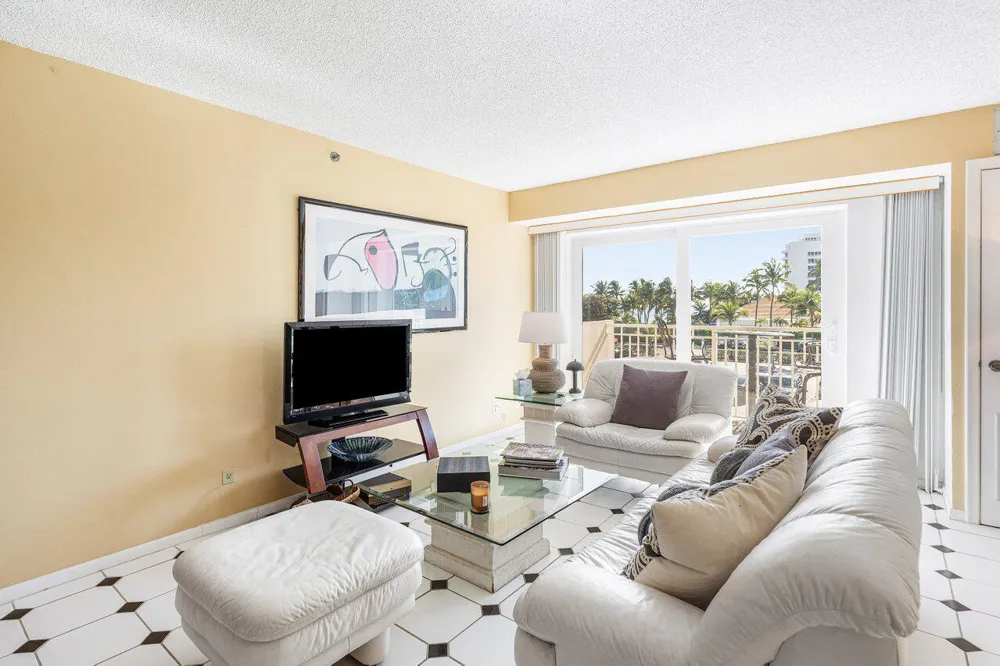 3301 S Ocean Boulevard #201 Highland Beach, FL 33487