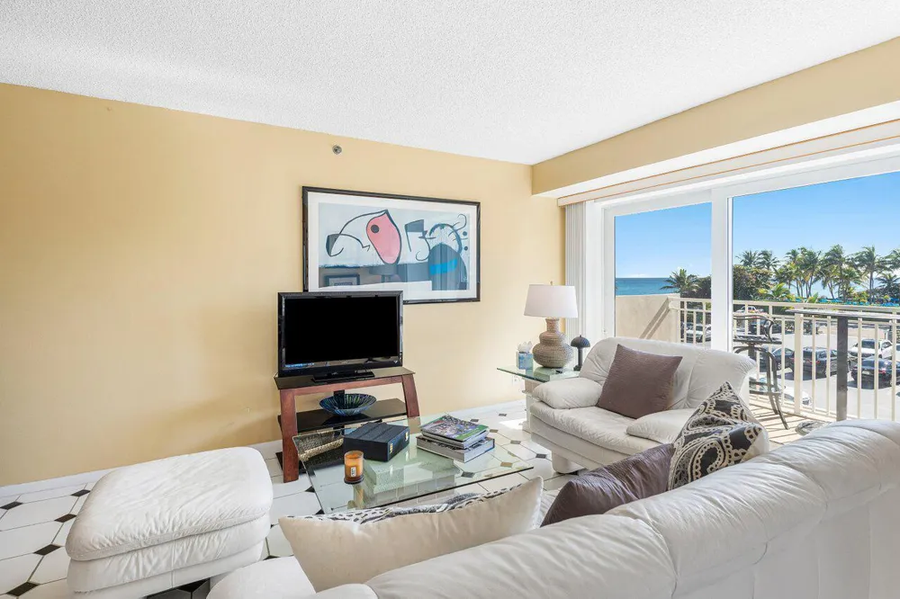 3301 S Ocean Boulevard #201 Highland Beach, FL 33487