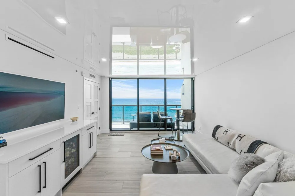 3115 S Ocean Boulevard #104 Highland Beach, FL 33487
