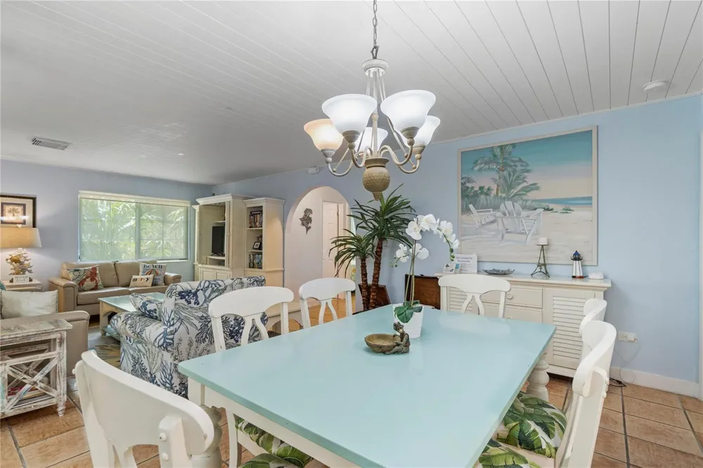 309 E Calzada De Bougainville Marathon, FL 33050