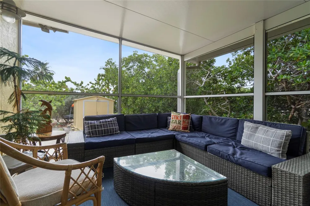 309 E Calzada De Bougainville Marathon, FL 33050