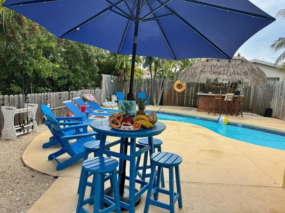 309 E Calzada De Bougainville Marathon, FL 33050