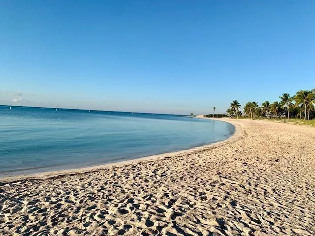 309 E Calzada De Bougainville Marathon, FL 33050