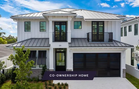 319 Coconut Isle Drive #2