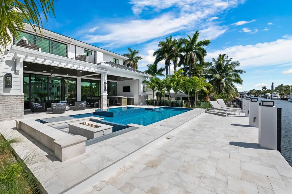 319 Coconut Isle Drive #2 Fort Lauderdale, FL 33301